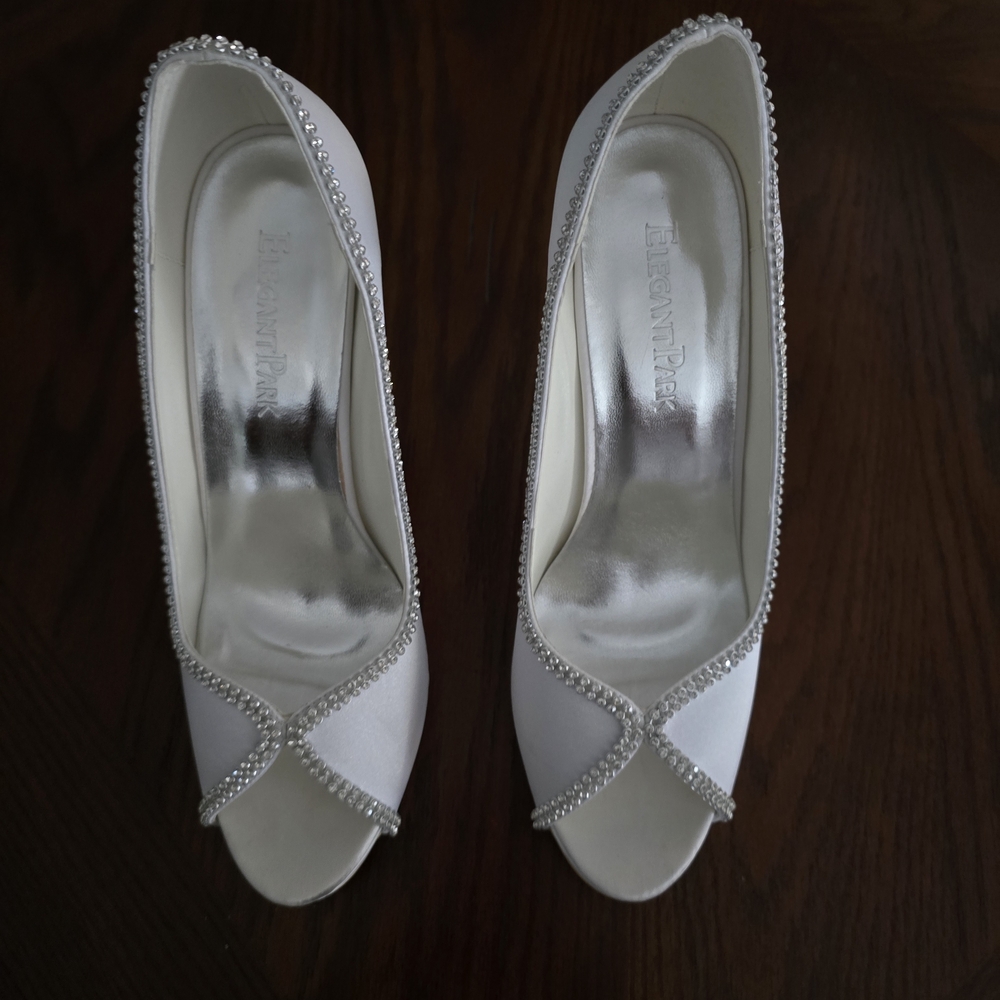 Elegant White Peep-Toe Heels with Rhinestone Detail
